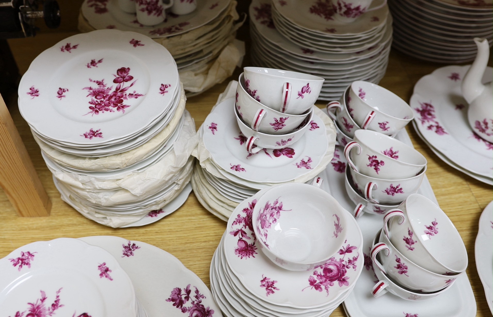 An extensive Haviland and Aluminite Limoges porcelain dinner, tea and coffee service